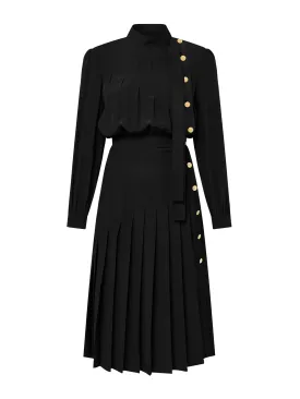 Long-sleeved pleat dress