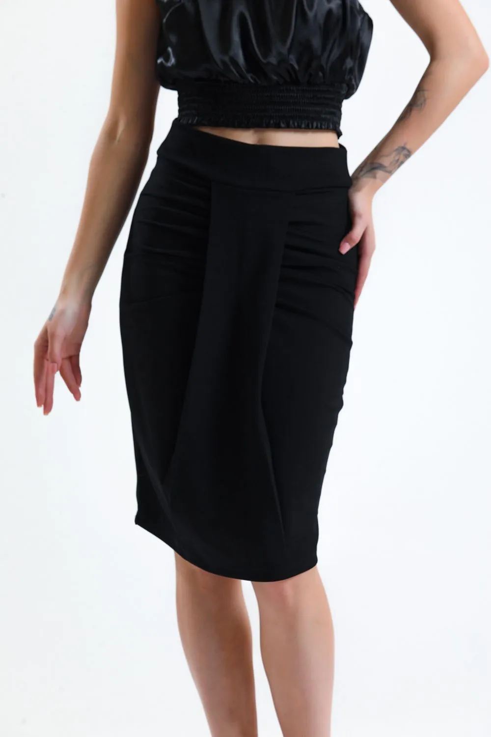SNS Sense Black Ruched Scuba Pencil Skirt - Smarhon